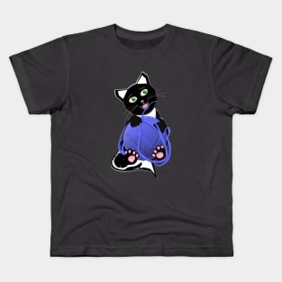 Funny and Cute Tuxedo Cat with a Big Ball of Yarn Kids T-Shirt